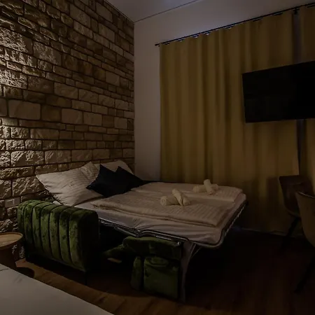 Amadeus Apartman *